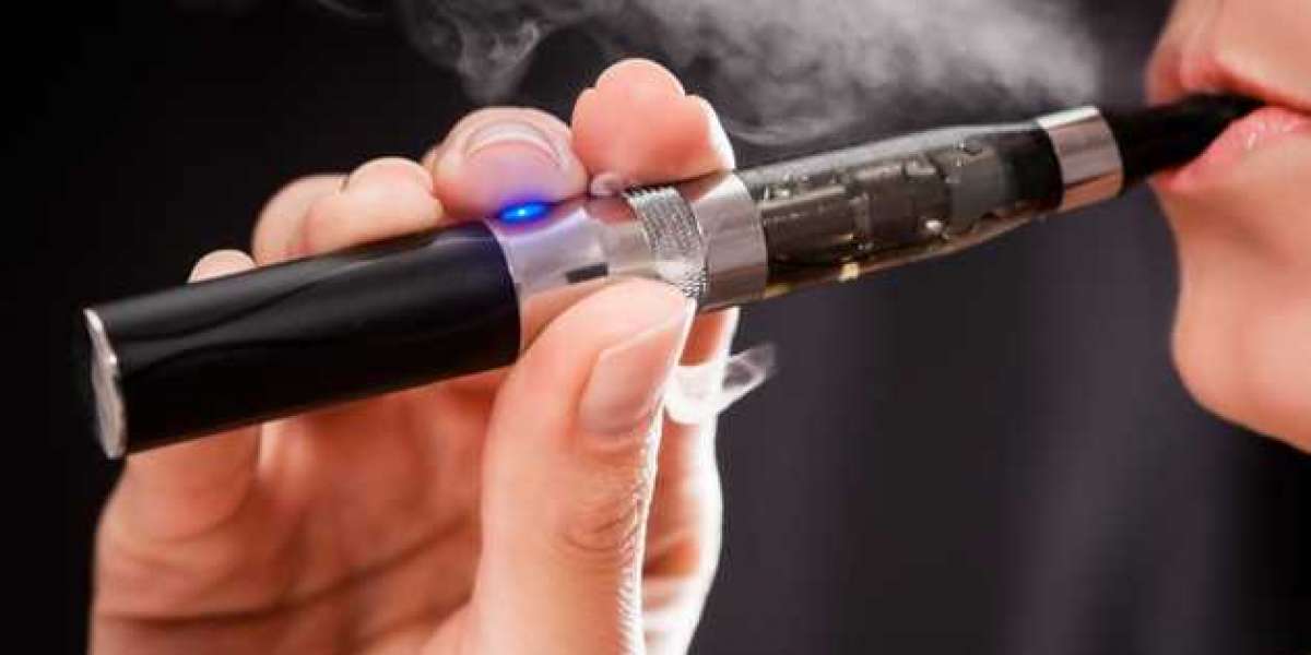 Smokeless Cigarettes Market Competitive Analysis With Growth Forecast Till 2032