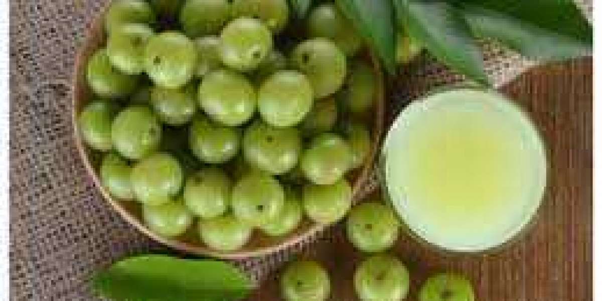 Here are 10 reasons why you should eat amla every day: A powerful superfood