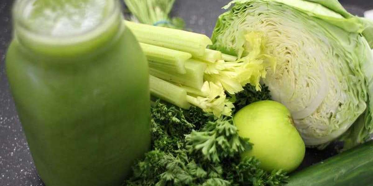 What is celery juice and the benefits of celery juice on empty stomach