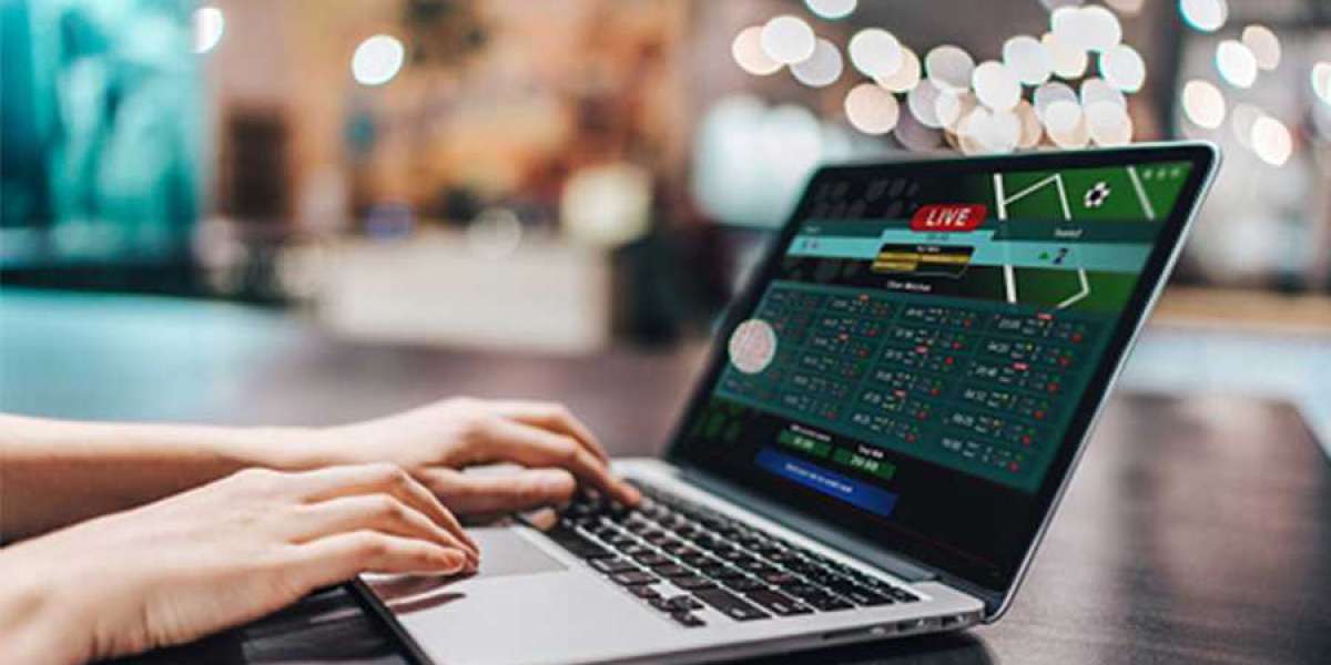 Maximizing Your Winnings: A Guide to Moneyline and Point Spread Betting Strategies with Leobet Casino
