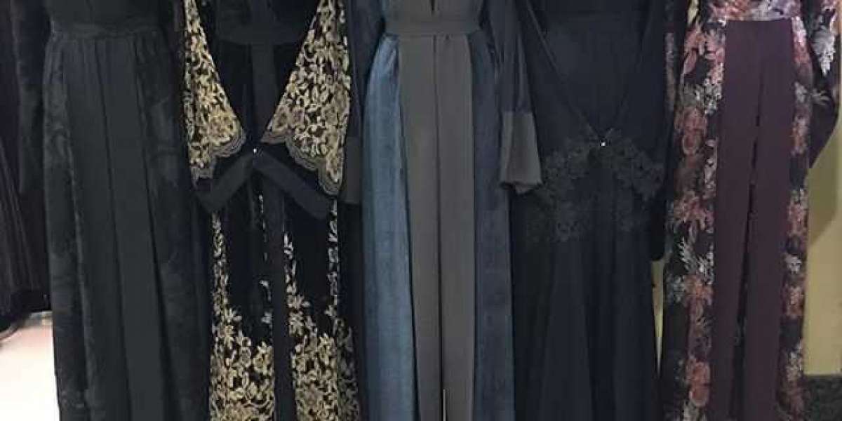Dubai's Authentic Abaya Store Online: A Confluence of Tradition and Contemporary Elegance