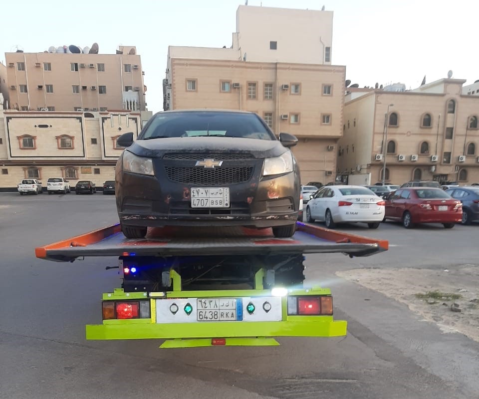 Manarat Al Hamra Car Maintenance Workshop - سطحة