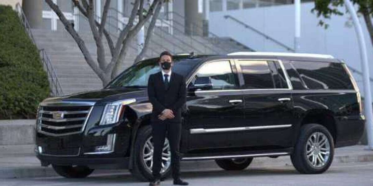 Indulge in the Ultimate Comfort: Limo Service in Miami