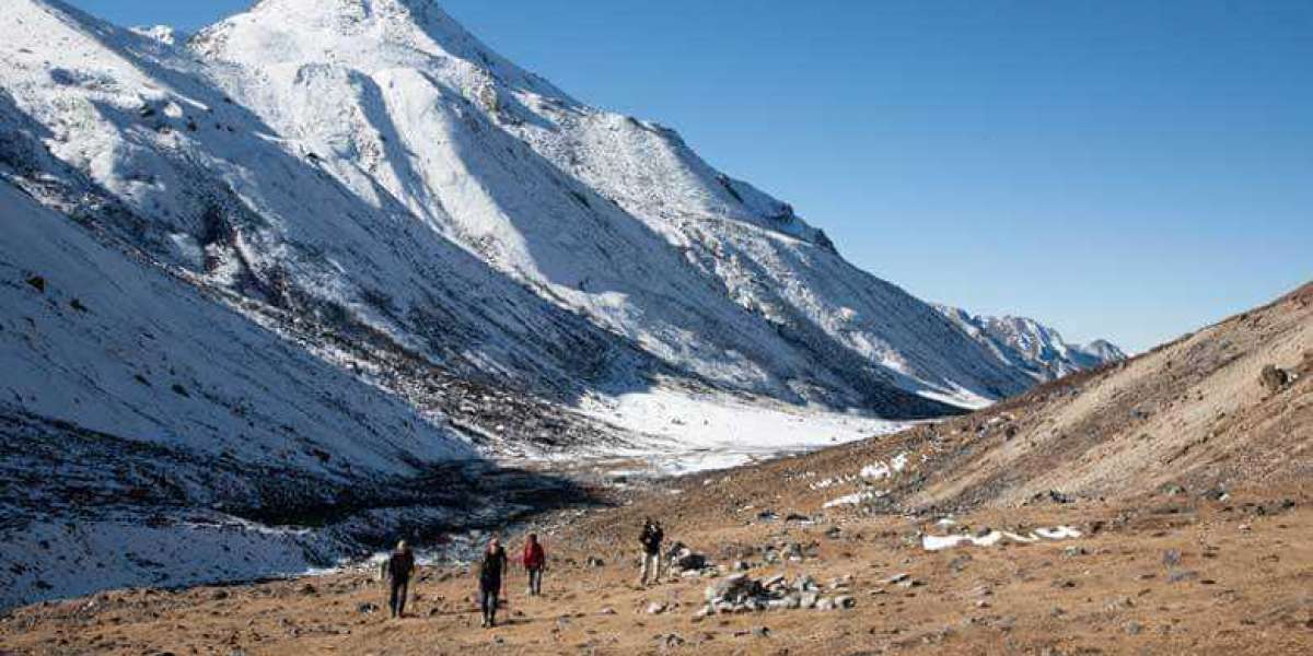 Kanchenjunga Trekking - 22 Days