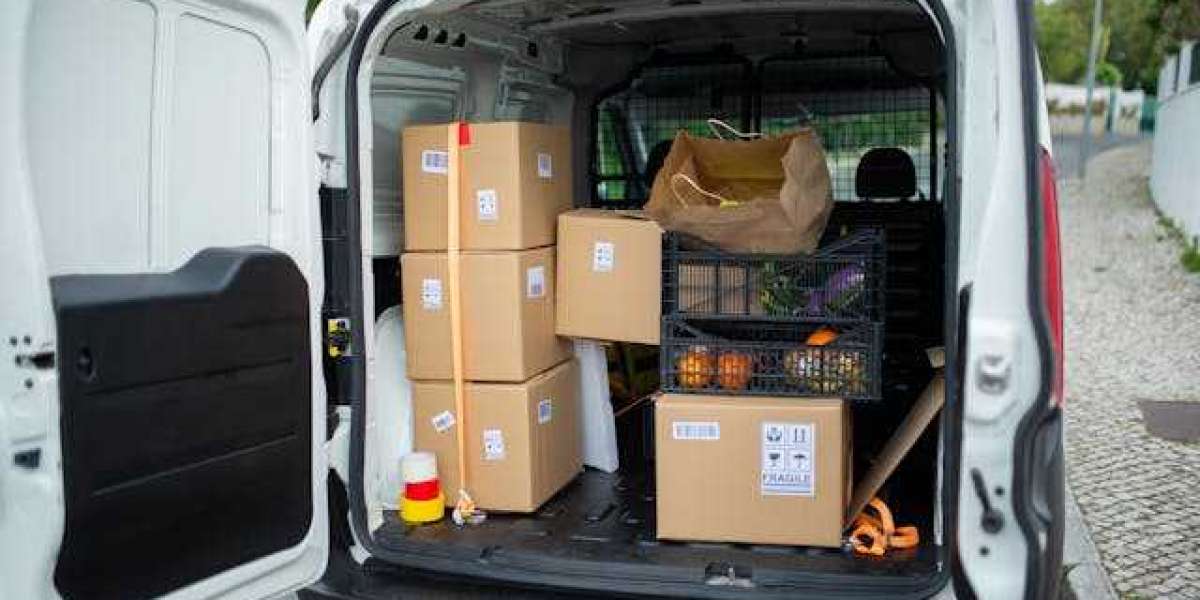 Seamless Relocation: Why Choose Man and Van Hounslow Services