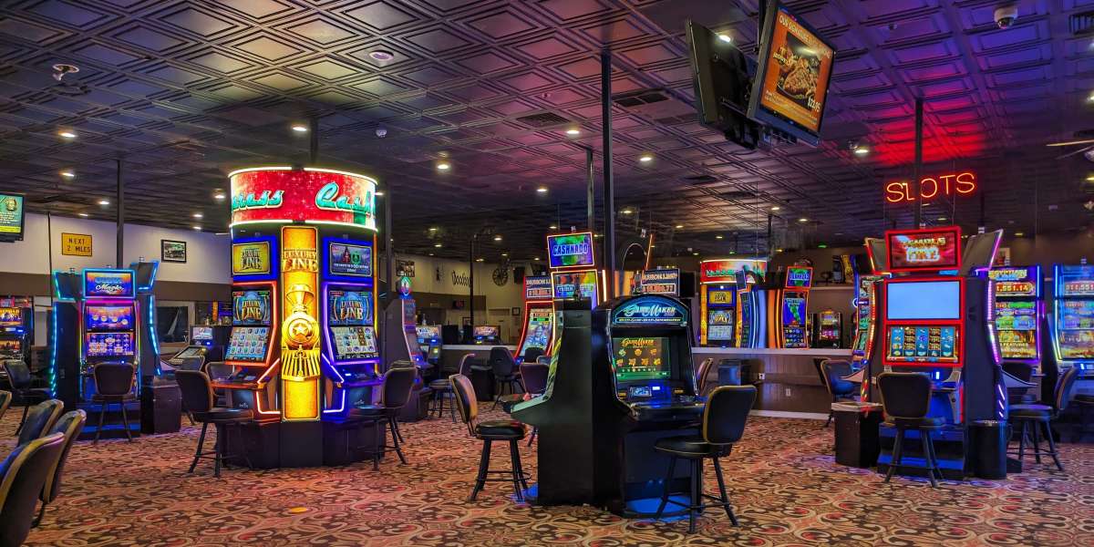 Why Some Players Prefer Virtual Casinos