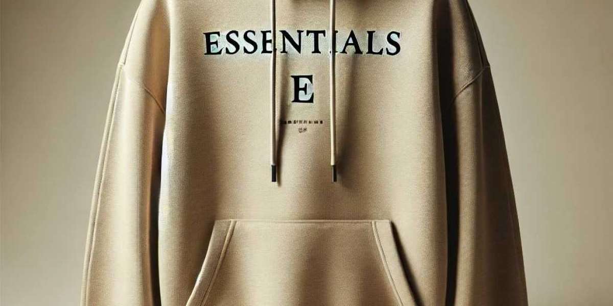 How Essentials Clothing Became a Popular Streetwear Choice